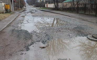 Власти Симферополя включили в план ремонта 22 участка, отмеченных на интерактивной дорожной карте