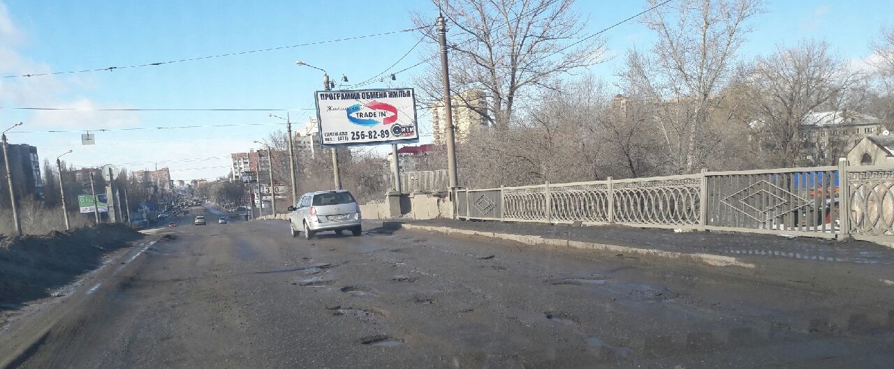 В Воронеже активисты ОНФ не добились от мэрии внятного ответа о судьбе самых «убитых» дорог города