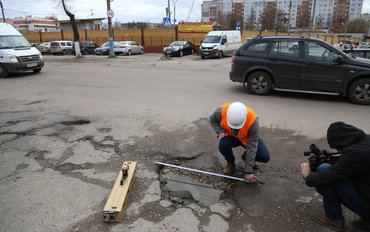 Дефекты на улицах Брянска устраняются подрядными организациями