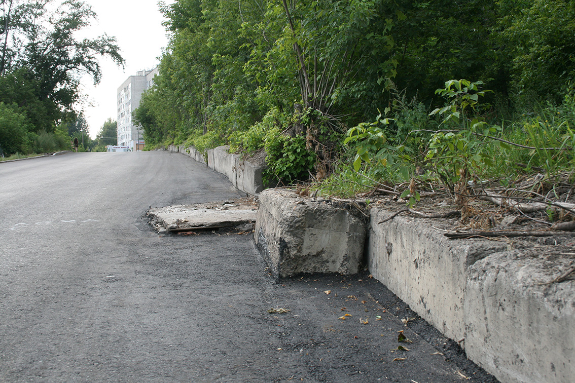 В Казани ремонтируют покрытие, не убирая с дорог бетонные плиты