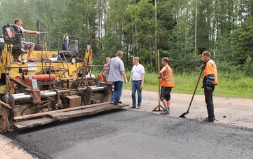 В Калужской области ведется ремонт всех дорог из топ-10 проекта «Дорожная инспекция ОНФ/Карта убитых дорог»