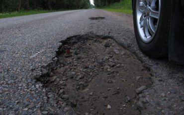 Активисты ОНФ добиваются устранения недостатков, допущенных при ремонте автодороги в селе Чигири