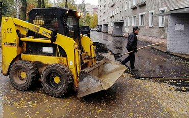 В Кирове подрядчики, клавшие асфальт в лужи, переделывали некачественную работу за свой счет