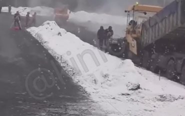 Власти Сургута не увидели нарушений при ремонте в снег на ул. Киртбая
