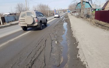 Общественники призывают власти Барнаула устранить дефекты на гарантийных дорогах