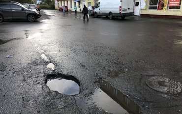 Губернатору Мурманской области сообщили о нарушениях при ремонте дорог областного центра