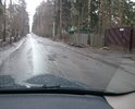 Последствия ямочного ремонта и перегрузки автомобильного движения (заторы на ж/д переезде вынуждают срезать путь через Бернгардовку).