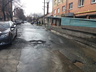 None, улица Ларионова
