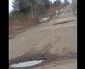Трасса Киров-Загарье-Ложкари в очень плохом состоянии. Едем 10-20 км/ч. Хотя бы гравием посыпали.