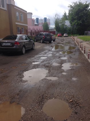 None, улица Красных Зорь