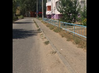 None, Жилая улица