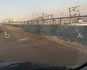 В середине марта на старом коммунальном мосту появились огромные ямы, почти каждое утро на этом участке дороги - заторы, автомобили очень медленно проезжают этот участок из-за выбоин. Дорога из Новоалтайска в Барнаул увеличивается на добрых полчаса.