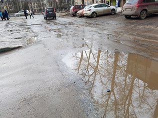 None, Горловская улица