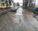 Дорогу не ремонтировали со времен Советского Союза,такое ощущение, что эта дорога ничья и никто за ее состояние ответственности не несет.