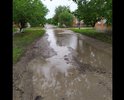 Состояние дороги не соответствует ГОСТ. Содержание дороги муниципальной властью не организовано. В сухую погоду  яма на яме, после дождя цепочка бассейнов.