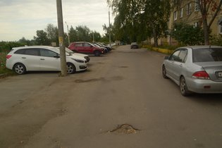 None, Узловая улица, 2
