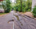 В Заволжском районе г.Твери дорога по Банному переулку сильно разбита, сильная колейность, а также не работает ливневая канализация, поэтому после дождя часть улицы затапливает на 30-50 сантиметров.