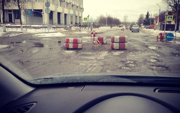 Проблемную дорогу в Кировске, нанесенную на «Карту убитых дорог», отремонтируют