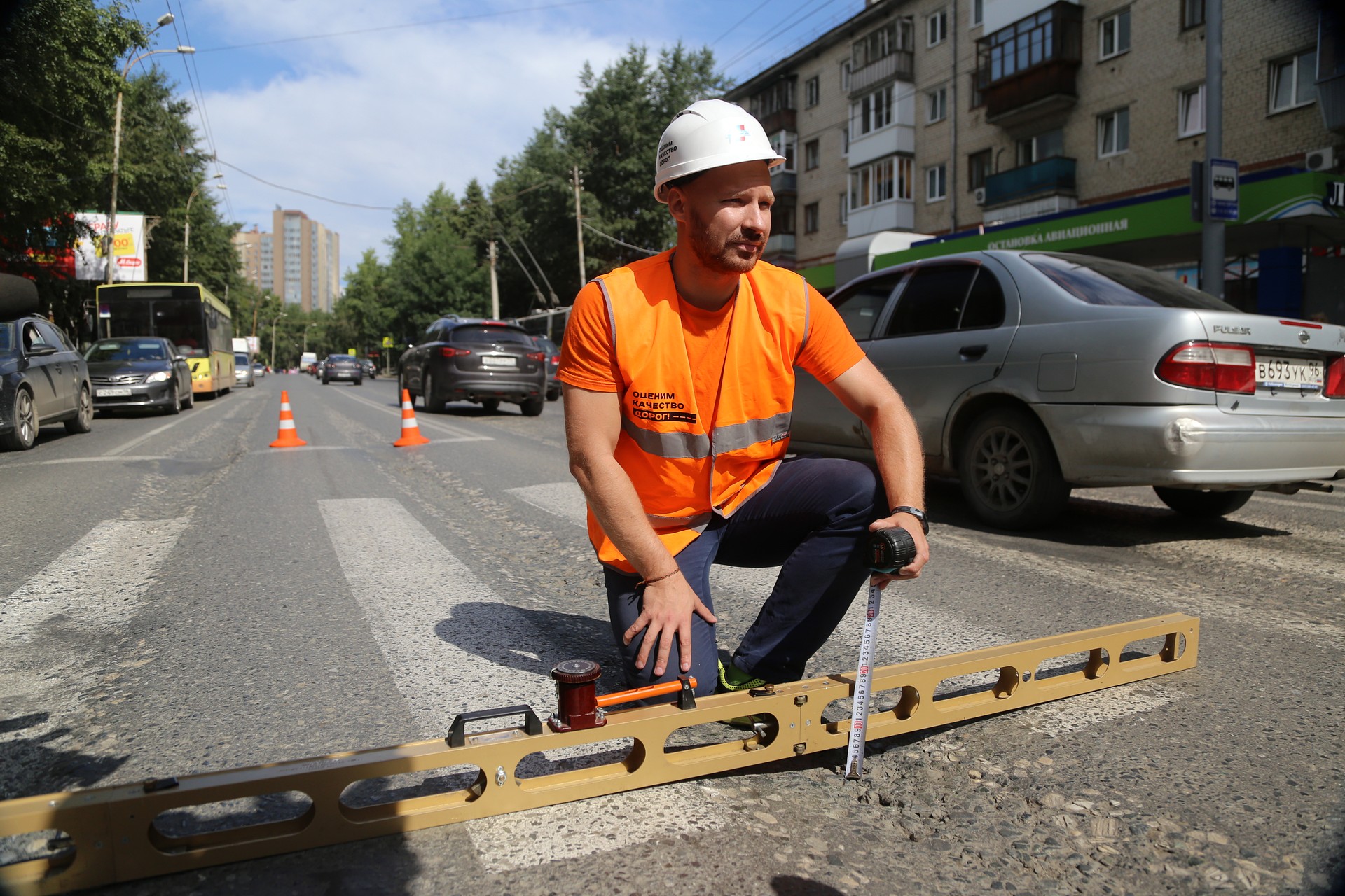 Администрация Екатеринбурга забыла, какие дороги находятся на гарантийном обслуживании?
