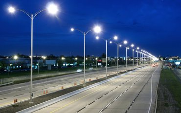 Где должно быть установлено освещение, и что делать, если улицы в вашем городе недостаточно освещены