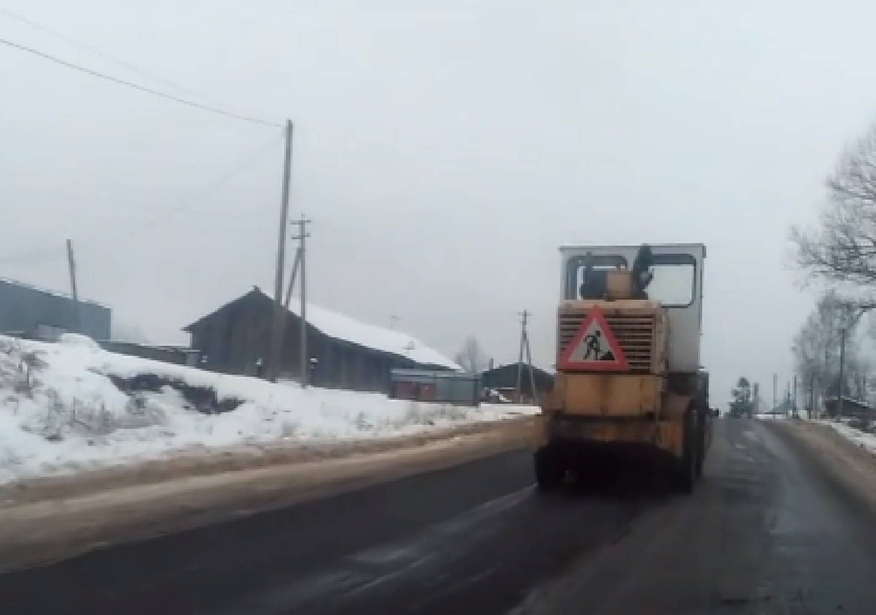 В Новгородской области подрядчик был оштрафован за задержку дорожных работ