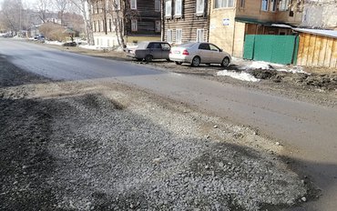 На отремонтированных дорогах в Томске выявлено множество коммунальных раскопок