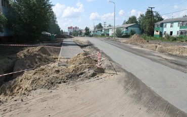 В Югре прокуратура подтвердила неэффективное расходование средств при ремонте дорог в поселке Белый Яр