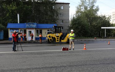 Дороги в Томске стали немного лучше, но про пешеходов забыли – тротуары нуждаются в ремонте
