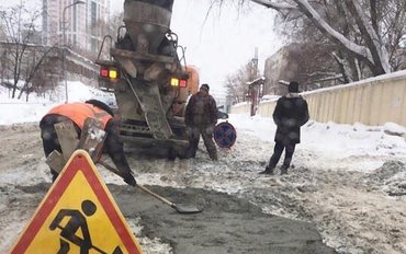 Ответственный за укладку бетона в снег в Новосибирске привлечен к административной ответственности