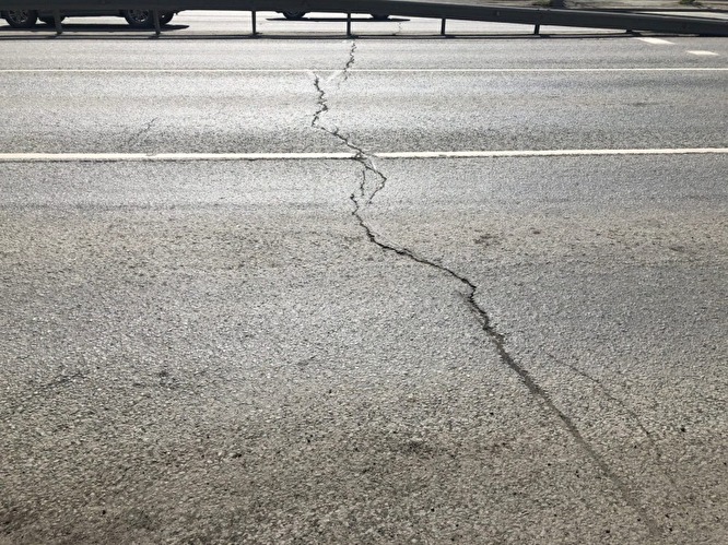 Челябинские дорожники за свой счет переделают отремонтированные дороги