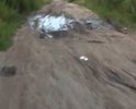 Есть такой участок дороги, замечательный, если смотреть по карте, но по факту это перепаханное поле. Граница Тверской и Ярославской области. В сезон дождей здесь тонут в прямом смысле этого слова фуры, легковые авто. даже трактора бывает не справляются с переправой. Участок протяженностью всего около 1000 метров, от которого отмахиваются все. одни говорят, что это не наша дорога, и другие так же отнекиваются от нее.На протяжении десятков лет куда только не обращались и месные жители близ лежащих поселков и деревень, и водители... И все бестолку. А дорога то не какой то тупик, это сквозное движение, соединяющее города Кашин и Углич. Я считаю, что это огромная проблема, когда данная дорога есть на картах России, А ПО ФАКТУ ЭТО БОЛОТО. Куда уходят наши налоги, причем не малые???