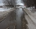 Улица имени Героя Советского Союза летчика Юрия Горохова к большому сожалению уже много лет находится в печальном состоянии. Проехать там довольно сложно, но дорога очень востребована, так как находится в крупном микрорайоне Кинешмы Ивановской области.