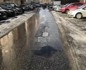 Главная объездная улица района. Ежедневный трафик состоящий из автобусов, маршрутных такси, самосвалов и других транспортных средств в купе с нашими морозам разбили, вдавили в землю асфальт по улице Кольцевой. Ремонта дорога не видела 7 лет. Несколько лет назад самые страшные дыры в асфальте пытались заделать "заплатками", но на дороге остался только щебень этих заплаток.