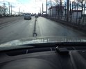 Ул. Советская в районе моста в Пролетарский район г. Тулы - разрушается асфальт по границам укладываемого ранее полотна, вдоль дороги.