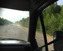 Дорога по направлению г. Сыктывкар - с. Усть-Кулом в безобразном состоянии, особенно с 70-км (с с. Важкурья). На протяжении нескольких километров - одни ямы и колдобины. Машины вынуждены ездить по обочине