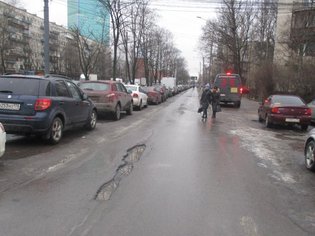 None, Краснопутиловская улица
