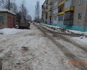 Раньше здесь был асфальт, а теперь даже зимой выравнять не удается.