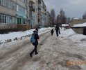 Раньше здесь был асфальт, а теперь даже зимой выравнять не удается.