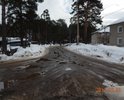 В советские времена здесь была приличная бетонка, теперь одна беда.