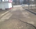 Напротив магазина по адресу: Волгоград, пр-т Университетский, 90Д. 3 огромные ямы, почти пол колеса проваливается. За 3 года ни разу не ремонтировалась.