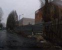 разбитая проезжая часть и многочисленные постоянные ямы на ул. К.Воробьева