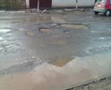 Дорогу делали пару лет назад,но этой весной ее вообще нет...Эти ямы залиты лужами,они очень глубокие,колесо оставить там проще простого...