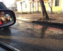Улица кашена ремонтировалась частично также надавно (12.2017) в связи с ремонтом Пятницкого моста, но практически вся как после бомбежки. Ехать больше 30км в час никто не решается.