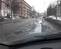 Улица Блюхера. Позор для города. По этой улице ходит общественный транспорт. В очередной раз задумываешь ся на сколько крепкие нервы у водителей троллейбусов,которые по этим ямам ездят несколько раз в день. Уж чего говорить об автовладельцах....