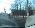 давно просевший люк на ул. К.Маркса на светофоре у регулируемого пешеходного перехода в крайней правой полосе при движении от ул. Ямская в направлении ул. Павлова