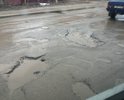 Многочисленные ямы в асфальте, а так же намытый песок с гор, который не убирают - ехать практически невозможно!!!