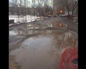 Хочу обратить внимание  государственных властей муниципалитета на данный участок дороги. Проехать по нему легковому автомобилю, не зацепив какой либо бугорок, практически не возможно! А автомобилей проезжает достаточно большое количество!, ведь к жилым многоквартирным домам, которые расположен в данной области иного подъезда просто нет! Обратите, пожалуйста, внимание на этот участок дорожного покрытия! Спасибо.
