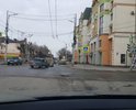 Яма на перекрестке ул.Горького-Введенской.