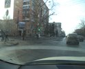 большие ямы и просадка люков на примыкании ул. Гоголя к ул. Радищева при движении в сторону ул. Ленина