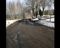 В прошлом году 8 мая был проведён ямочный ремонт,сейчас от него не осталось и следа. Данная дорога ведёт к братской могиле, на которую регулярно возлагаются цветы школьниками,детьми из детских садов, сотрудниками предприятий и местными жителями. Глубокие ямы,просевший асфальт и т.д. мешают передвижению даже пешком,не говоря уже о транспортных средствах. Просим Вас включить нашу дорогу в план ремонта на 2017 год. Денежные средства в муниципалитете имеются, а ещё и федеральная программа... помогите пожалуйста в предвыборный год.